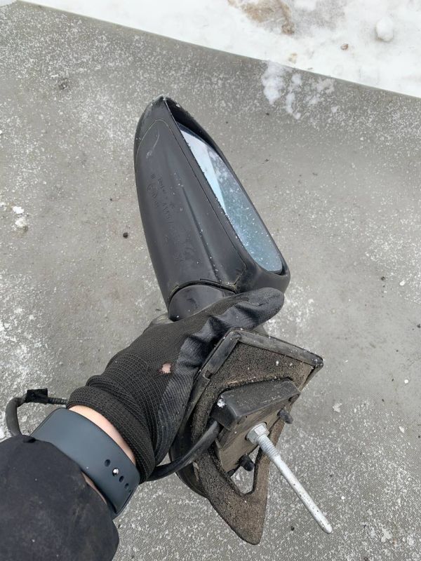 Дзеркало заднього виду ліве електричне Peugeot 407 (04-11)