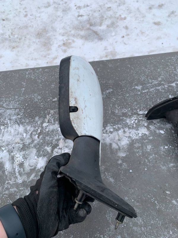 Дзеркало заднього виду праве Renault Clio Рено Кліо електро