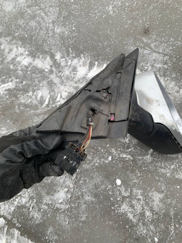 Дзеркало заднього виду праве audi a4 b5 бокове зеркало Ауді а4