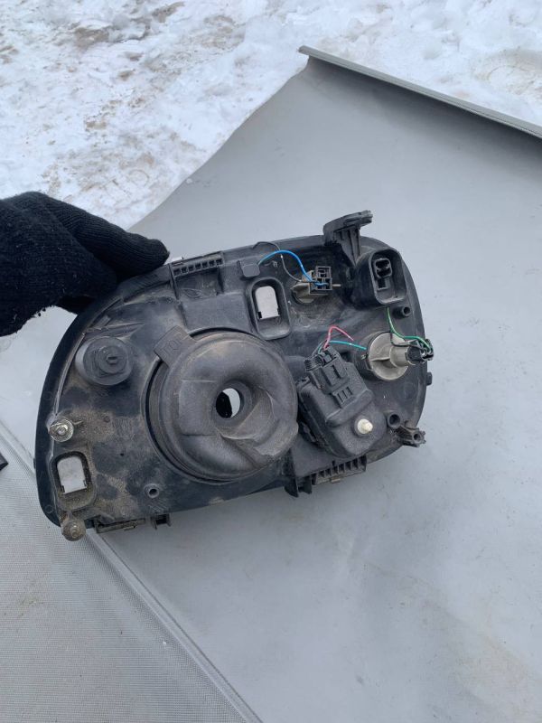 Фари передні ліва права NISSAN MICRA K11 Мікра