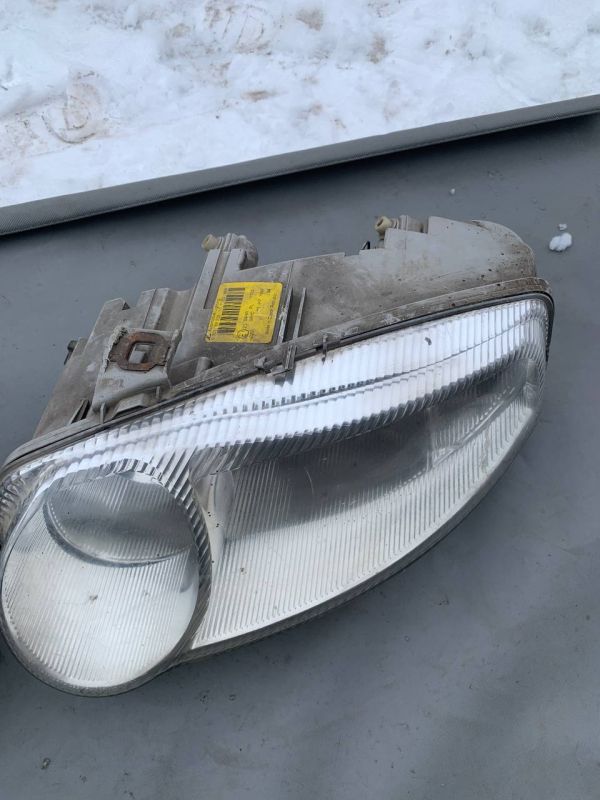 Передні фари ліва права Alfa Romeo 147 Альфа Ромео 147 2000–2004 