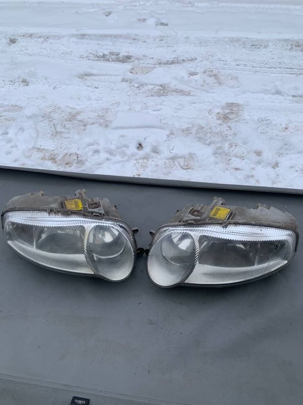 Передні фари ліва права Alfa Romeo 147 Альфа Ромео 147 2000–2004 