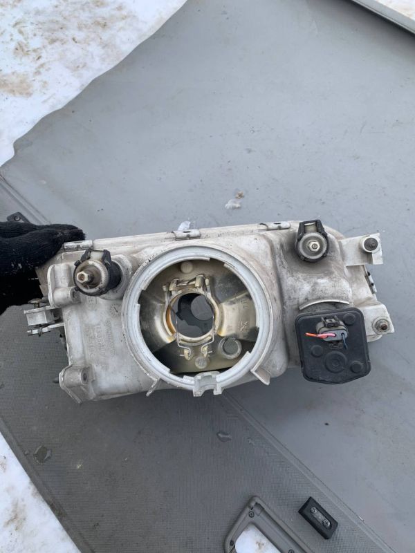 Фара передня ліва Вольво Volvo S40, V40 УЦІНКА