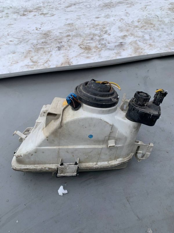 Фара права Opel Astra F 1994-1998