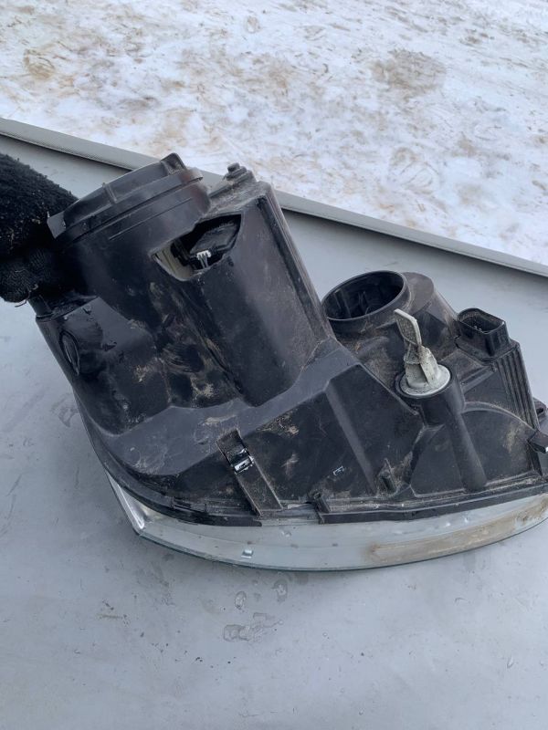 Фара передня ліва Фольксваген гольф 5 Volkswagen Golf V Jetta 5