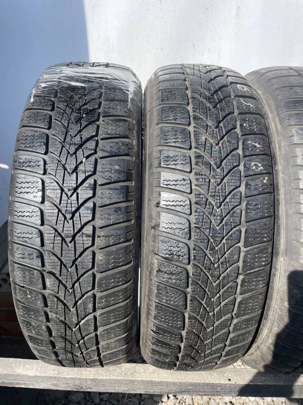 Шини комплект Dunlop 195/65 r16 зима резина