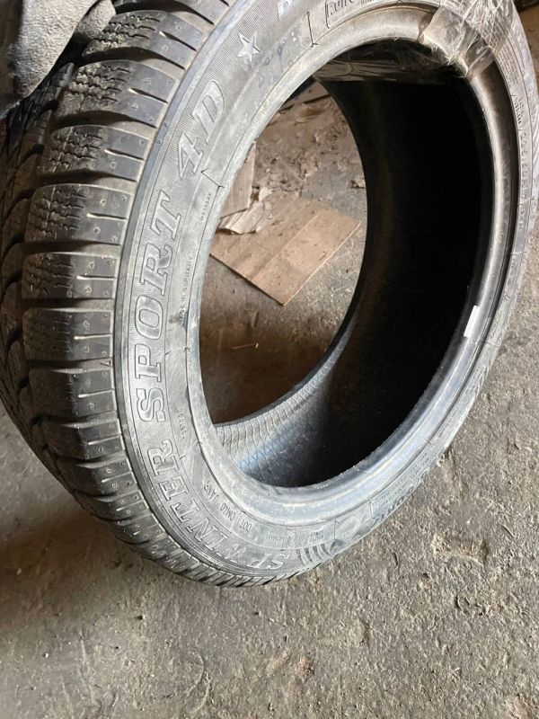 Шина розпаровка одіночка Dunlop 225/50 r17 rsc зима резина
