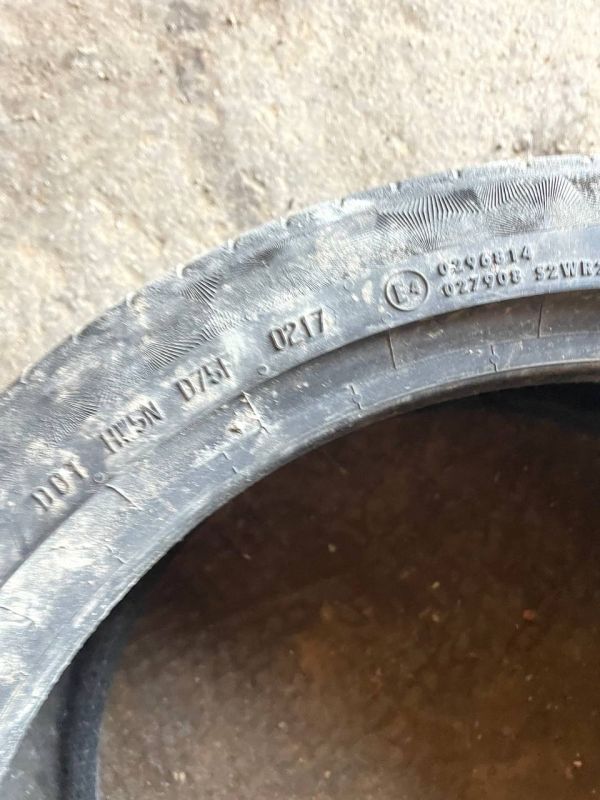 Шина розпаровка одіночка 225/40 r18 Continental Premium Contact 6 літо резина