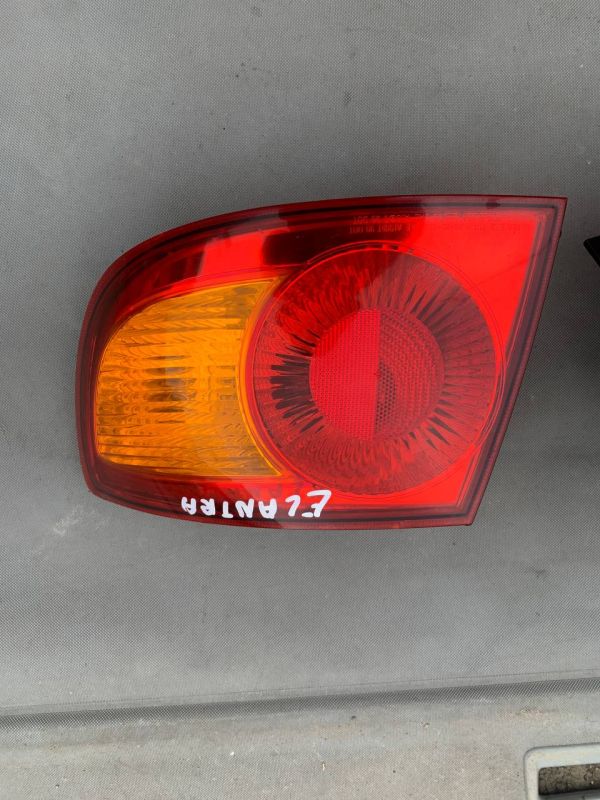 Стопи ліхтарі лівий правий hyundai elantra 2001