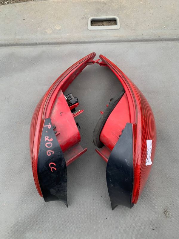 Задні ліхтарі стопи лівий правий Peugeot 206 CC кабріолет рестайлінг