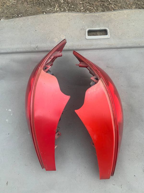 Задній лівий правий ліхтар,стоп фонарь фара задня Peugeot 207 Пежо 207