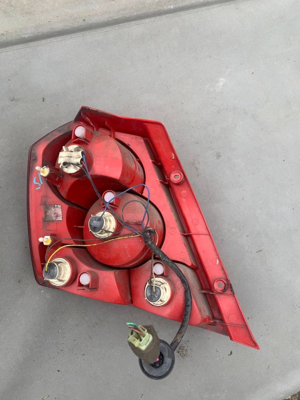 Стоп ліхтарі задні лівий правий Chevrolet Aveo Т200 Шевроле Авео т200