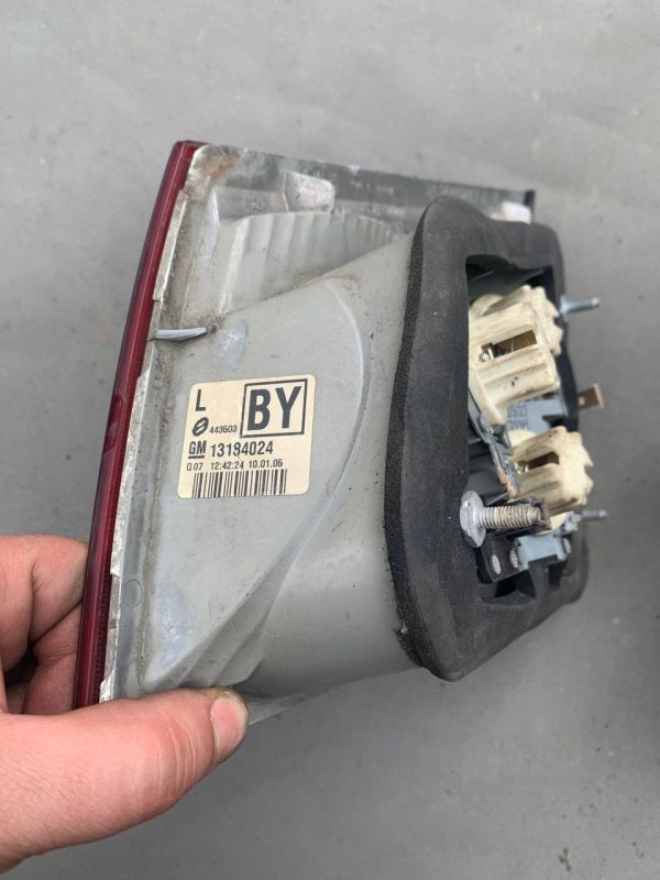 Задній ліхтар стоп фонарь кришки багажника лівий правий Vectra c Універсал