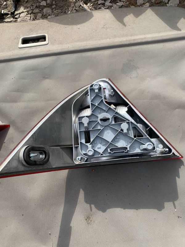 Ліхтар фонарь стоп задній лівий правий Mercedes C-Class W203 Седан