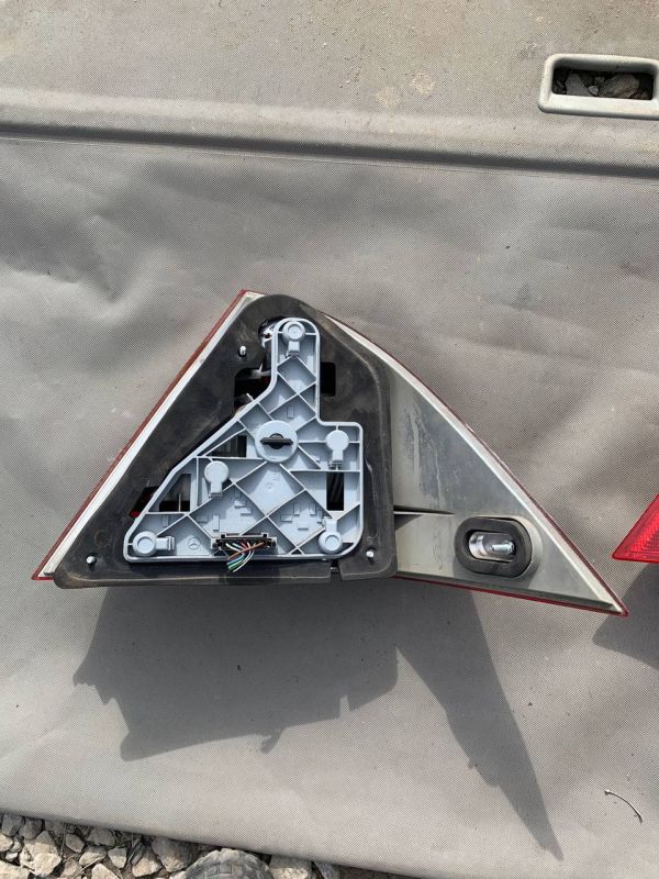 Ліхтар фонарь стоп задній лівий правий Mercedes C-Class W203 Седан