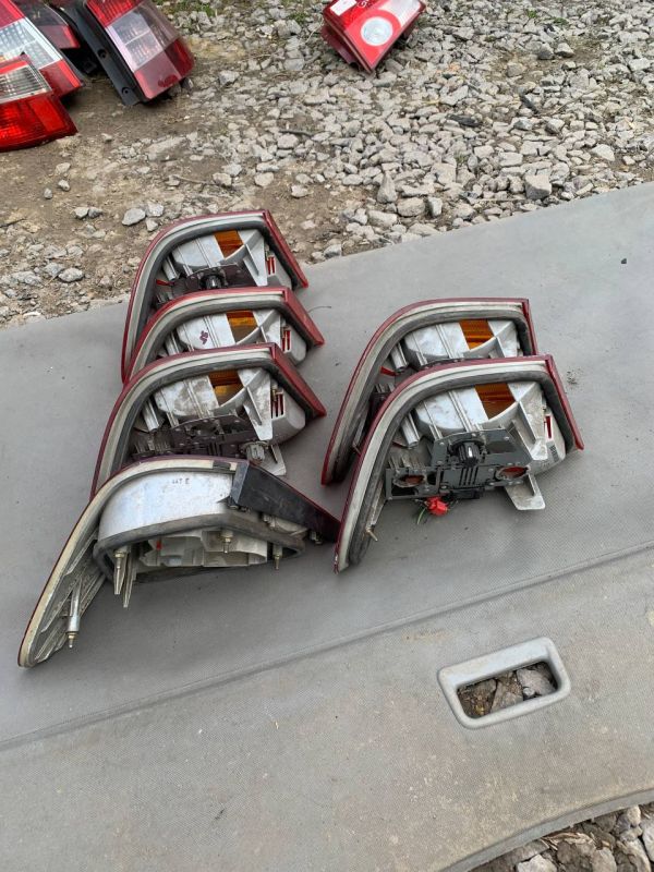 Стоп Правий ліхтар фонарь фонарі Мерседес Е 210 седан