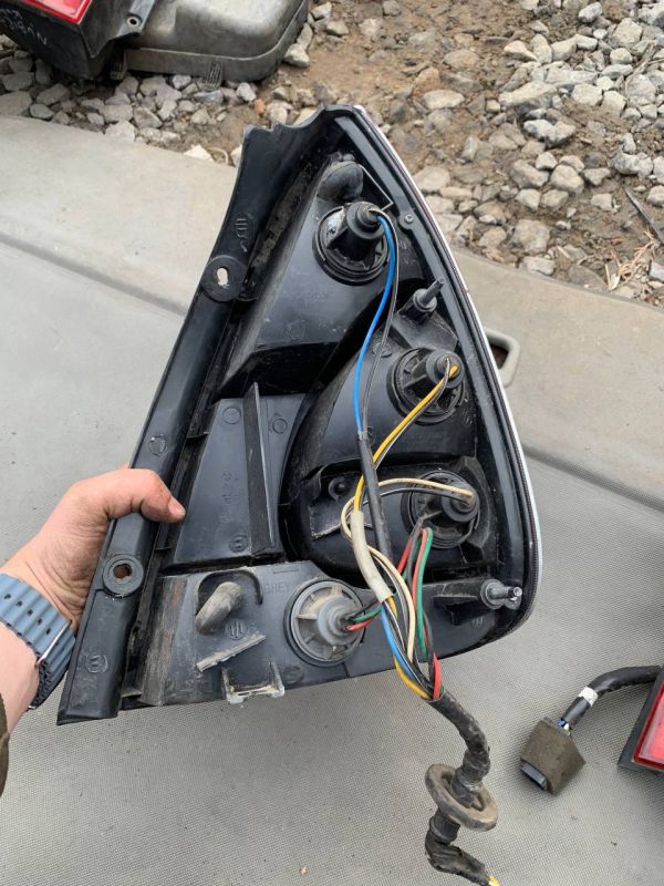 Стоп ліхтар лівий правий Део Нубіра 1 фонарь Daewoo Nubira Універсал