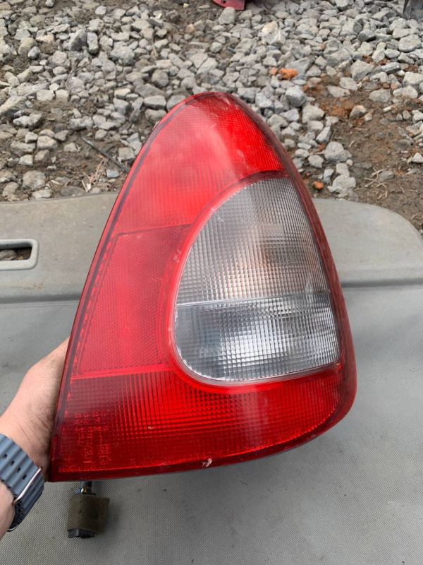 Стоп ліхтар лівий правий Део Нубіра 1 фонарь Daewoo Nubira Універсал