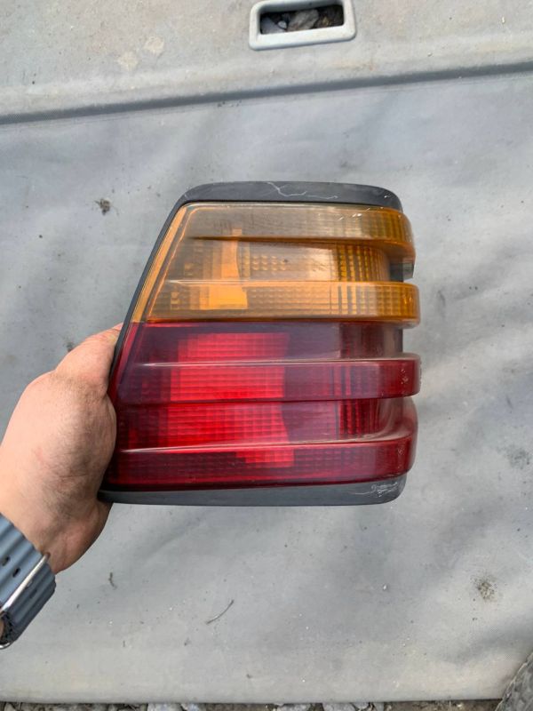 Фонарь ліхтар стоп лівий дорест Mercedes-Benz W124