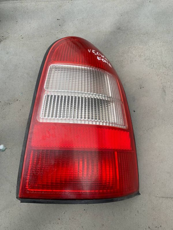 Стопи ліхтарі лівий правий Opel Vectra B опель вектра б Фонарь