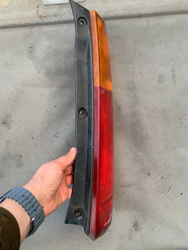 Ліхтар задній (стоп) правий Honda CR-V 1999-2001p.