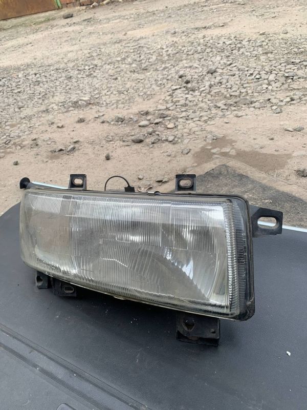 Фара передня права Renault Master Рено Мастер 98-03