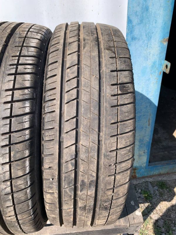 Шини комплект 195/65 r15 літо резина