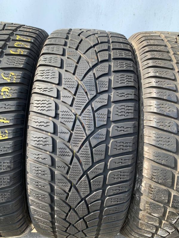 Шини комплект Dunlop 205/55 r17 зима резина