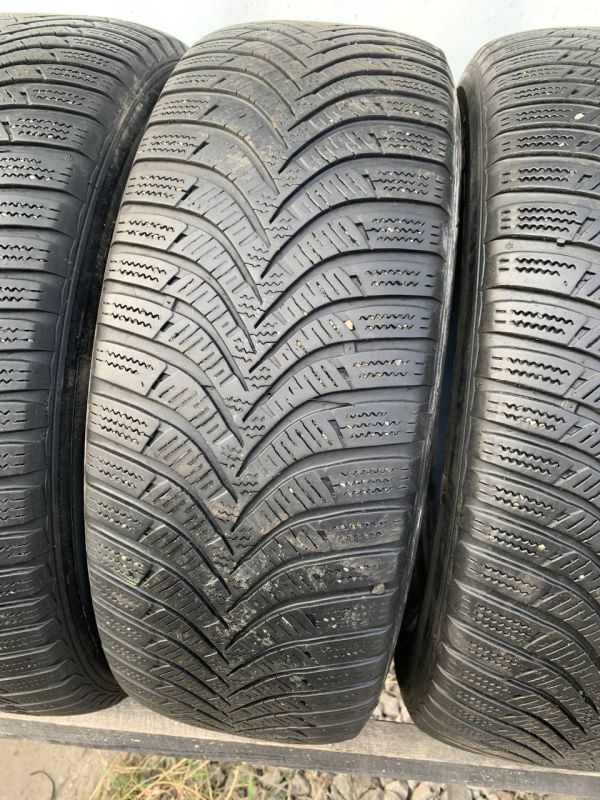 Шини комплект Hankook 215/65 r15 зима резина