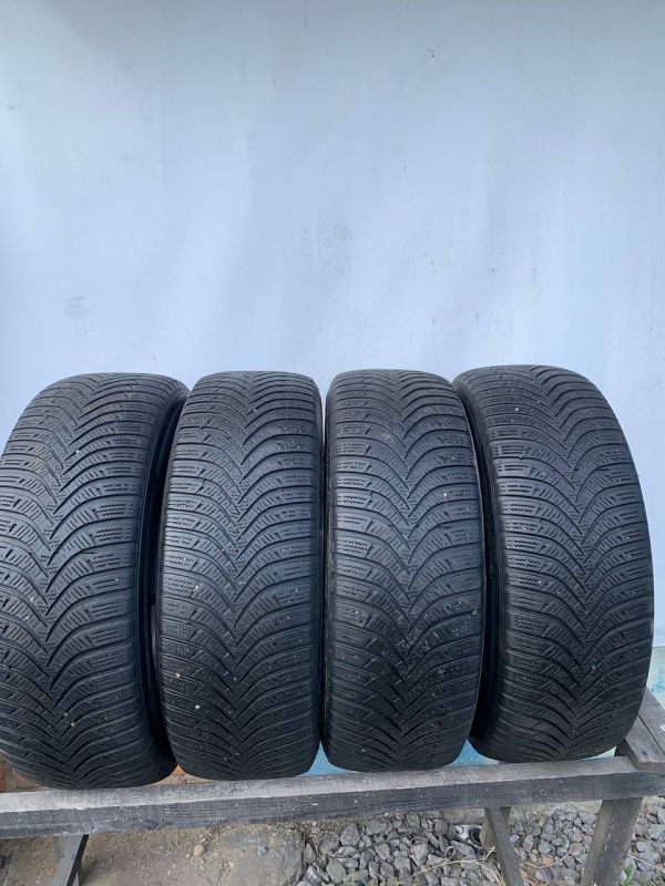 Шини комплект Hankook 215/65 r15 зима резина