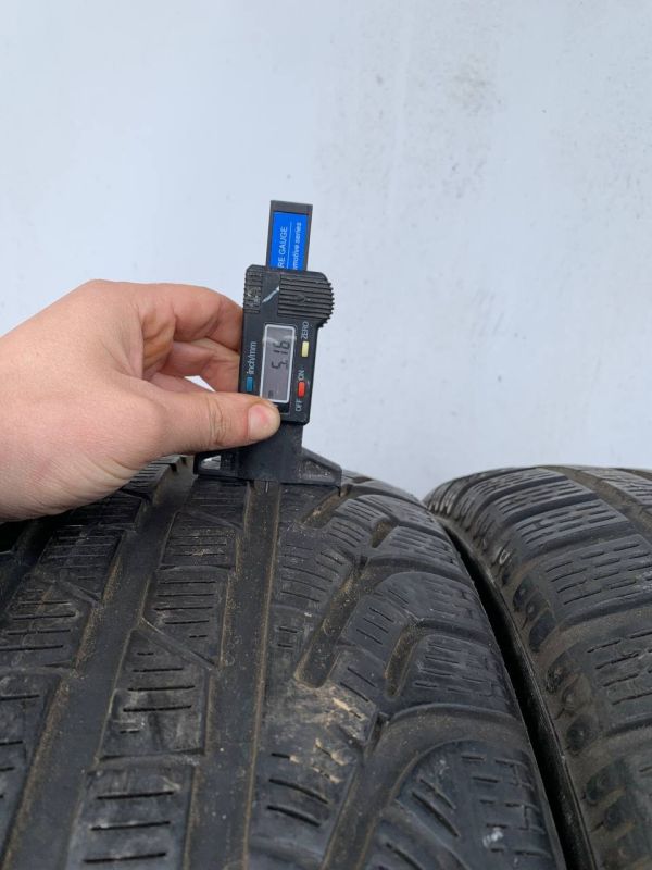 Шини пара Pirelli 215/60 r17 зима резина