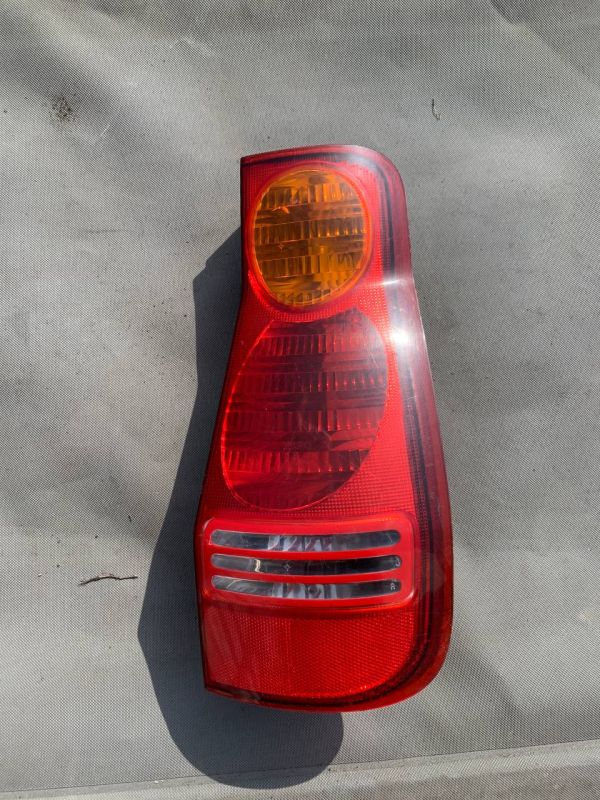 Стоп ліхтар фонарь задній правий Hyundai Matrix