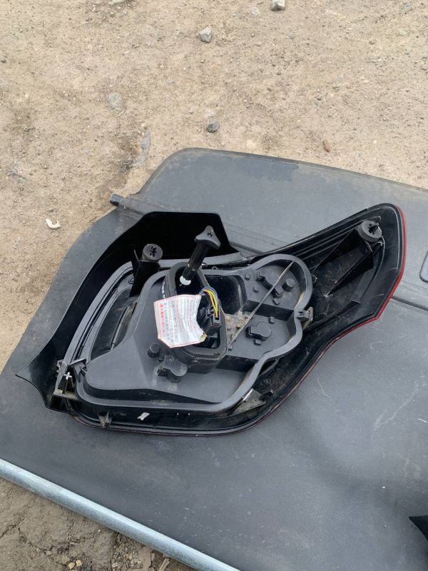 Стопи ліхтарі лівий правий фонарь Citroen DS3 Сітроен ДС3 09-16