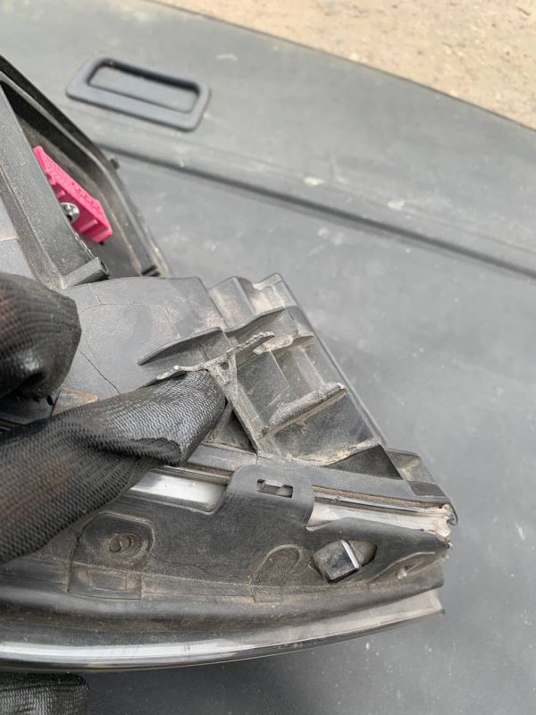 Фара передня права Mercedes B-class W246  BiXenon Уцінка