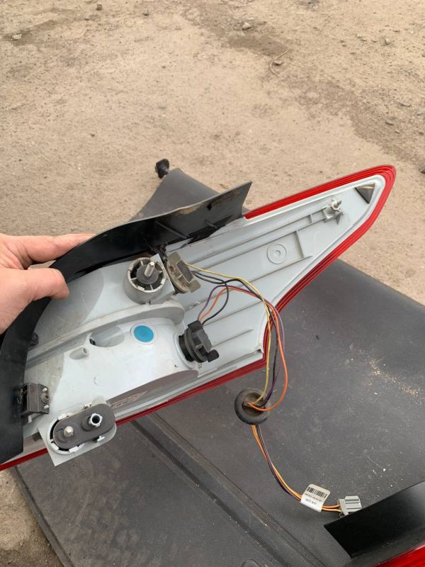 Ліхтар задній лівий правий  FORD FOCUS МК 3 Форд Фокус 2014