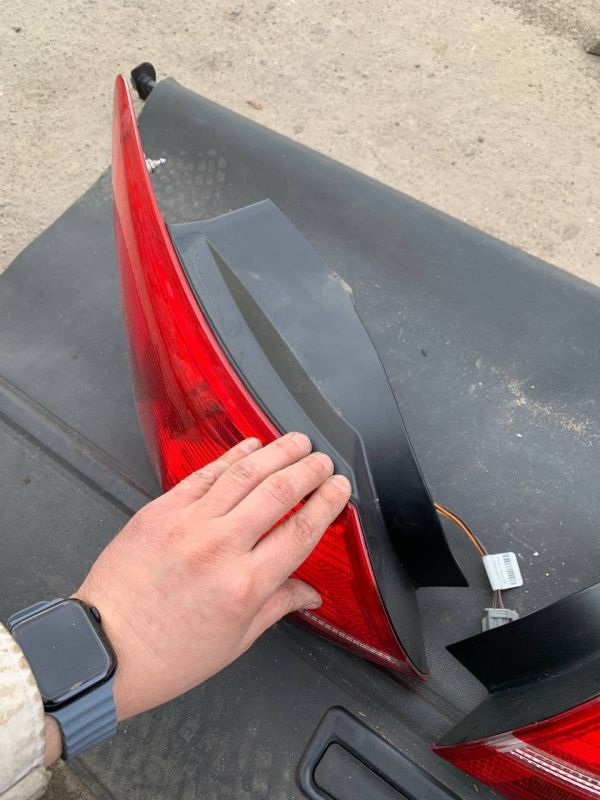 Ліхтар задній лівий правий  FORD FOCUS МК 3 Форд Фокус 2014