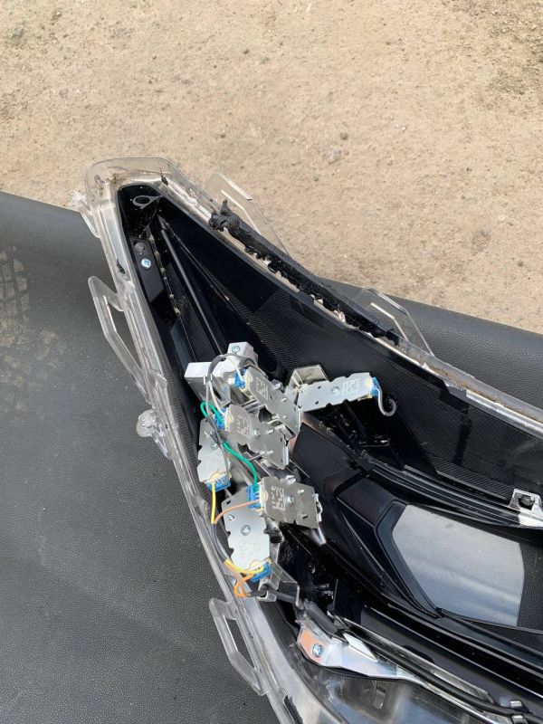 Скло фари ліве Full led Toyota RAV4  По запчастинах