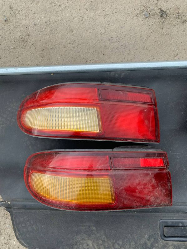 Стоп ліхтар фонарь лівий правий Киа Kia sephia 95