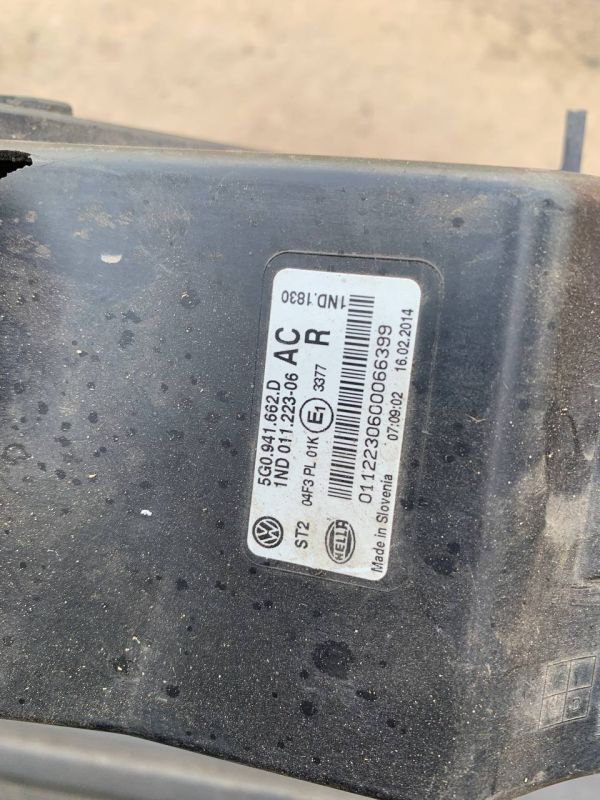 Уцінка Фара протитуманна ліва права  ПТФ VW Golf VII 12-17