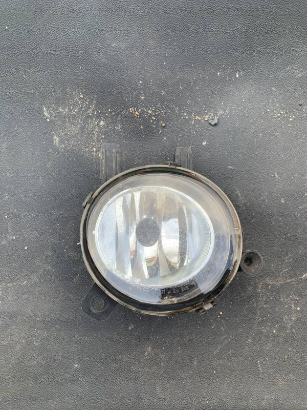 Протитуманна фара BMW f30, f20, f32 галоген 