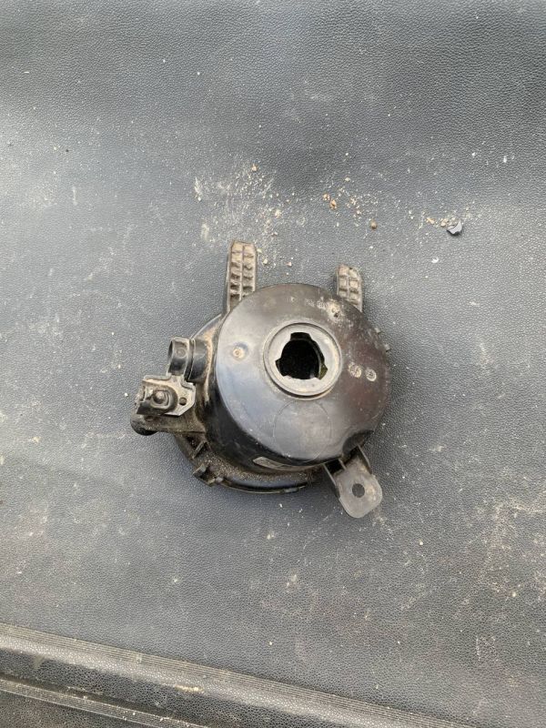 Протитуманна фара BMW f30, f20, f32 галоген 