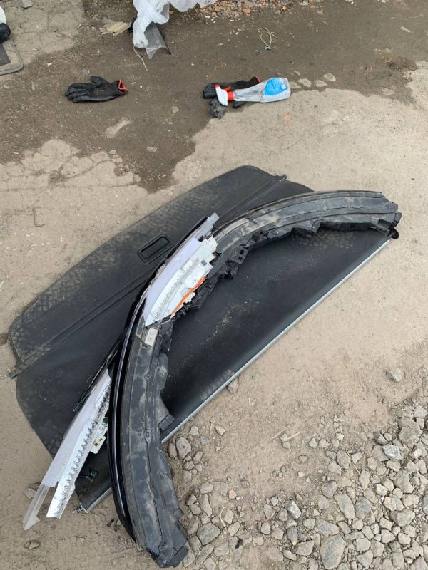 На запчастини Центральний денний ходовий ліхтар Hyundai Sonata