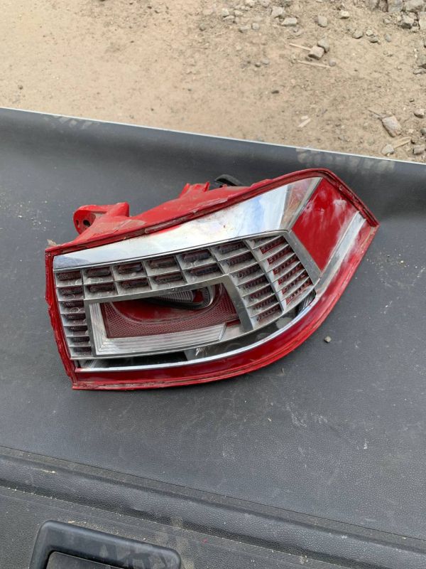 Уцінка Стоп ліхтар фонарь правий volkswagen passat b7 універсал 