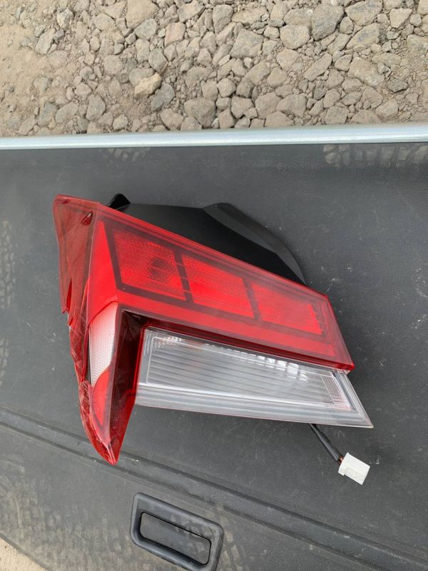 Ліхтар задній лівий зовнішній Elantra Є Пошкодження