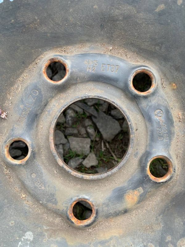 Диски сталеві пара  WAG VW PASSAT B5 ET37 R15 Розболтовка 5x112 6Jx15H2