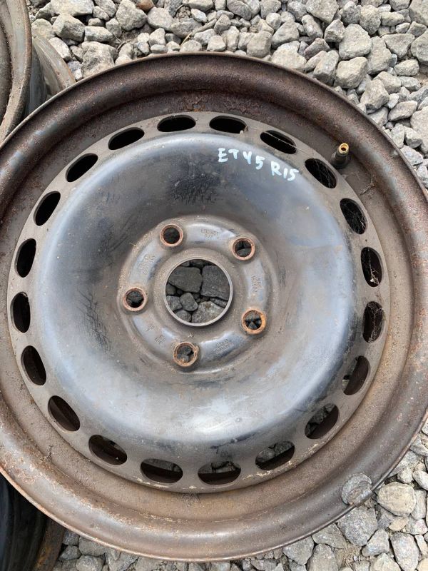 Диск стальний VW Audi Skoda R15 Et 45 Розболтовка 5x112 6jx15 h2 2150924