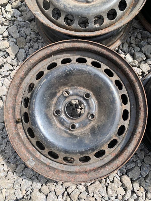 Диски металеві комплект 5х112 еt 45 R16 6J Audi Skoda Vw Golf V Touran Caddy Passat