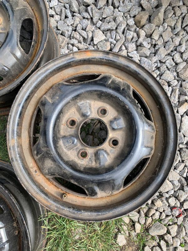 Диски металеві комплект R14 розболтовка 4x114.3 Mitsubishi 