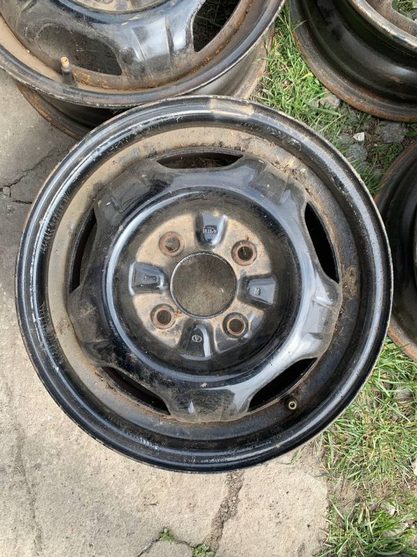 Диски металеві комплект R14 розболтовка 4x114.3 Mitsubishi 