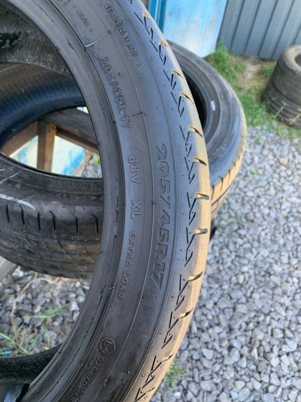Шини пара 205/45 r17 літо резина